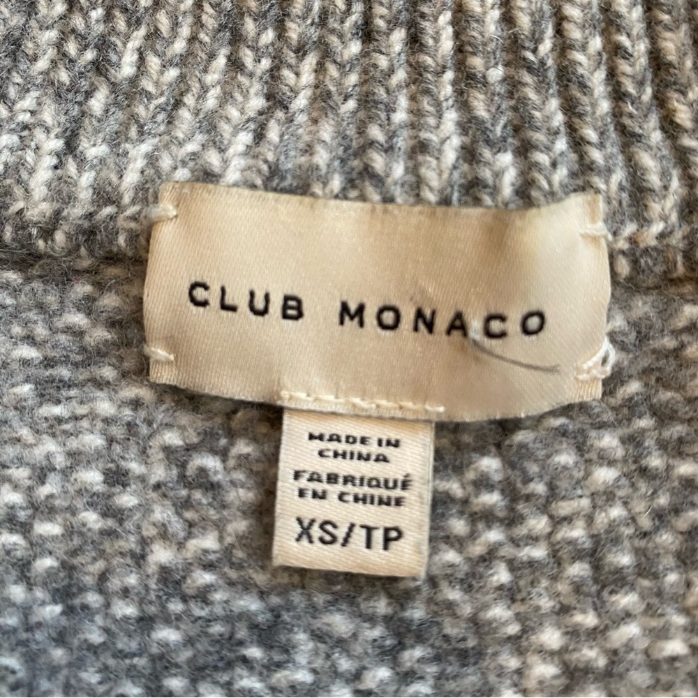 Club Monaco XS pure merino wool heather grey sweater. - Picture 7 of 8